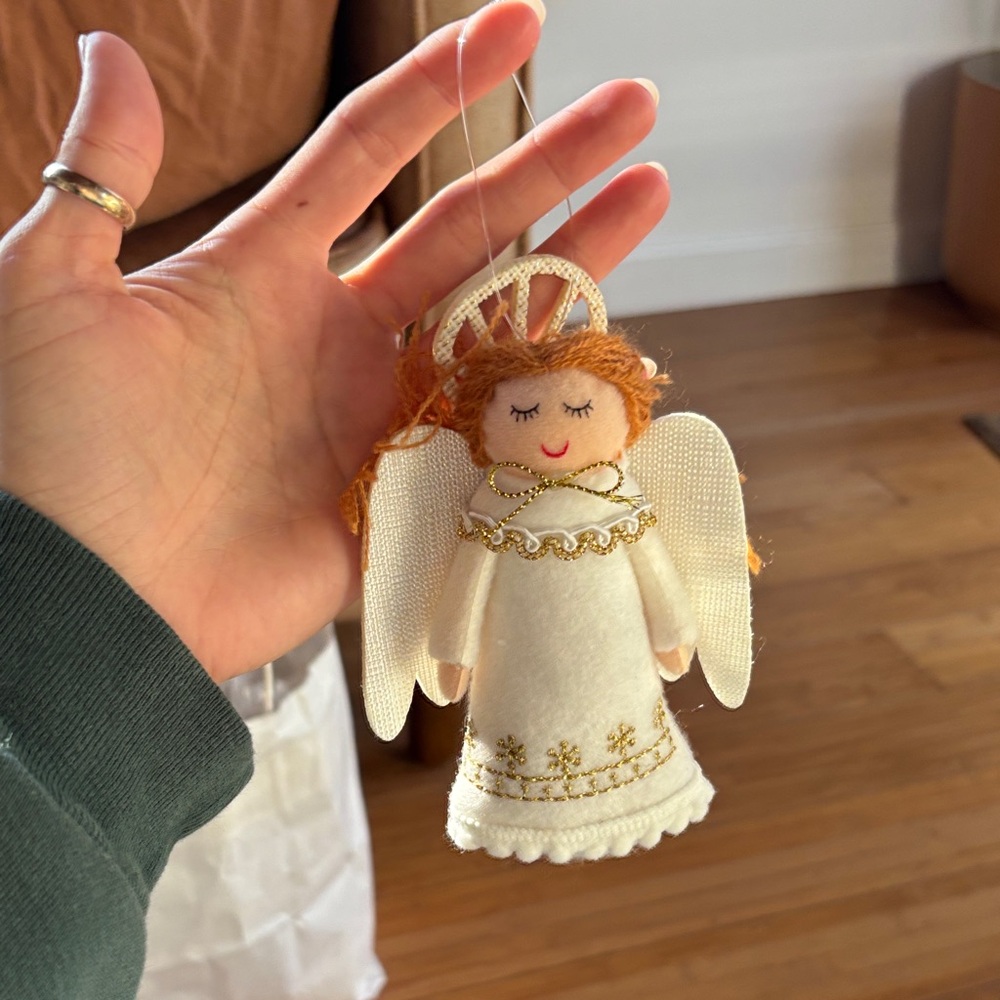 Angel ornament form target
